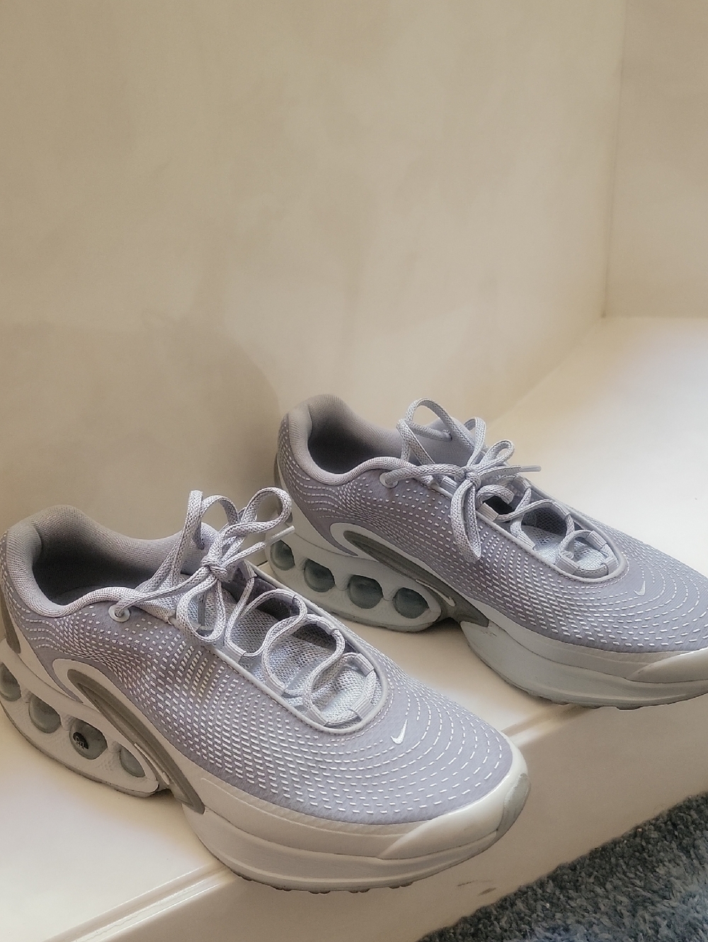 Nike Light Air Max Grey Mesh Athletic Sneakers